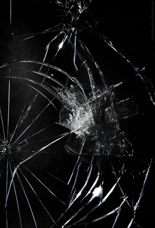 Broken Screen Wallpaper