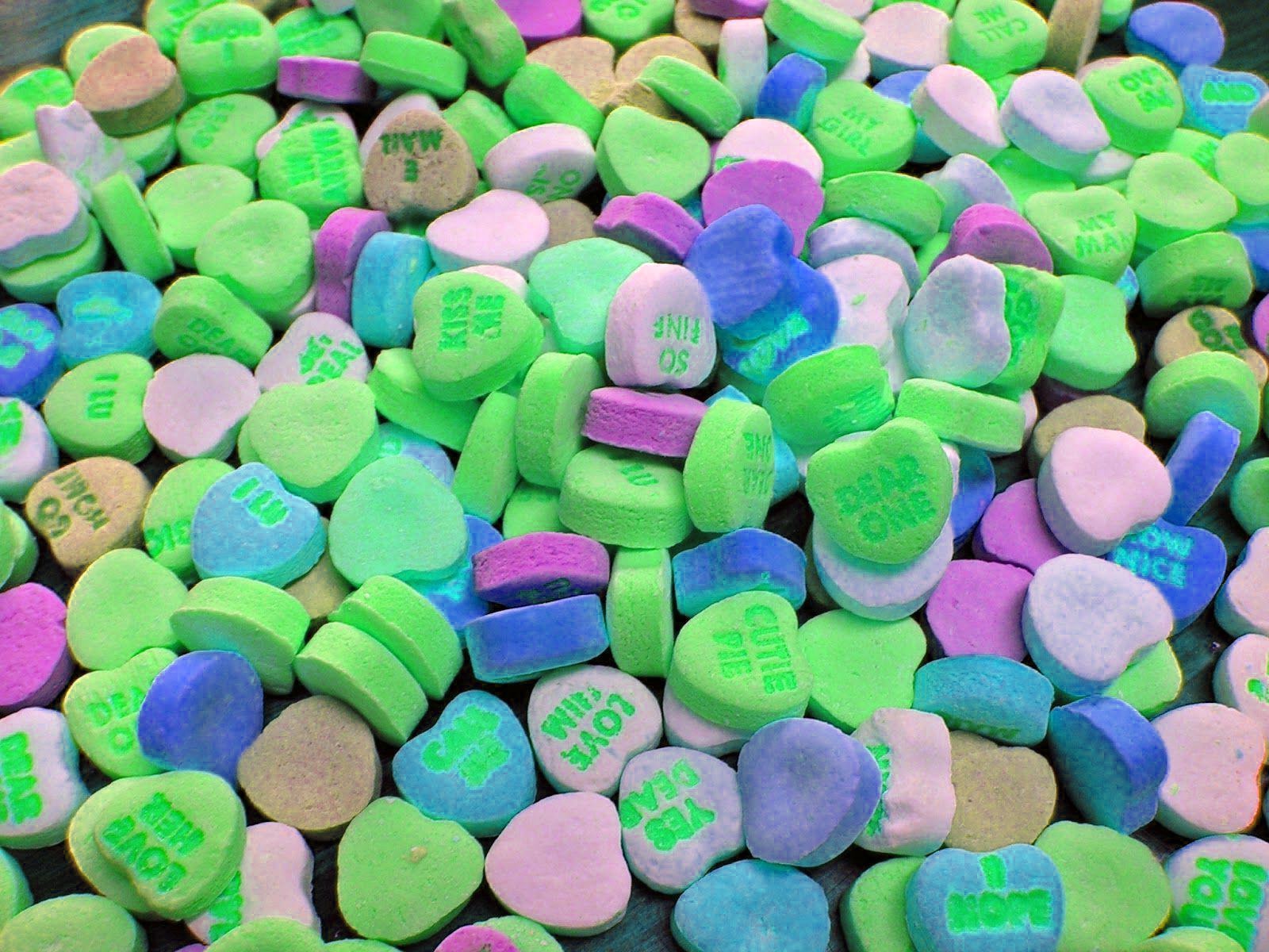 Candy hearts Wallpaper