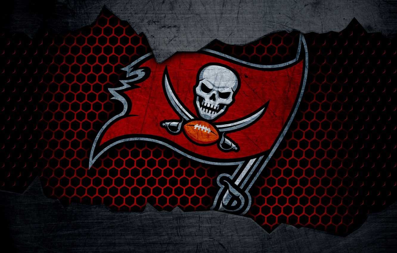 Was inspired by Toms latest IG post to create this phone wallpaper Enjoy   rbuccaneers