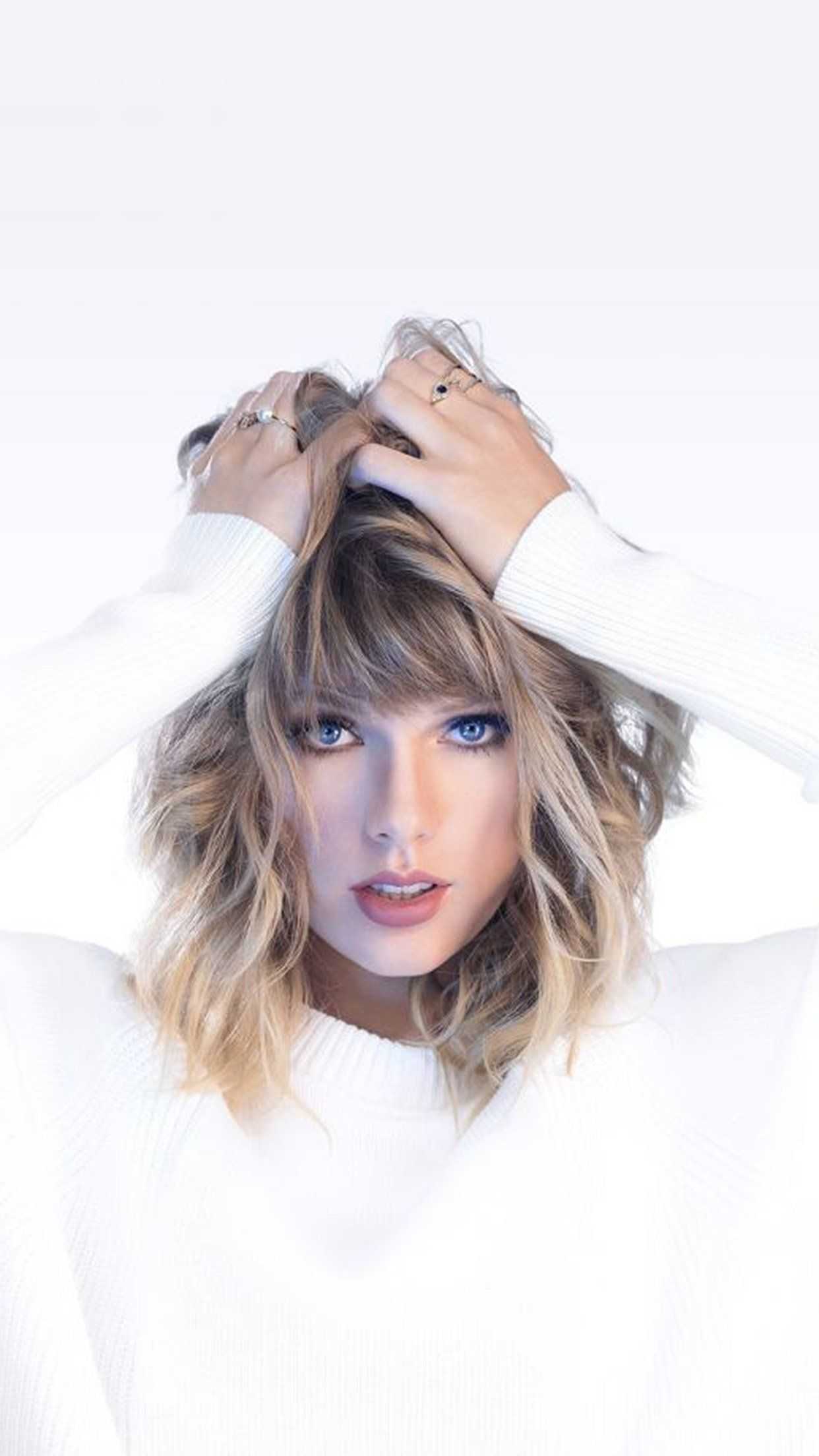 Taylor Swift Desktop Wallpapers on WallpaperDog
